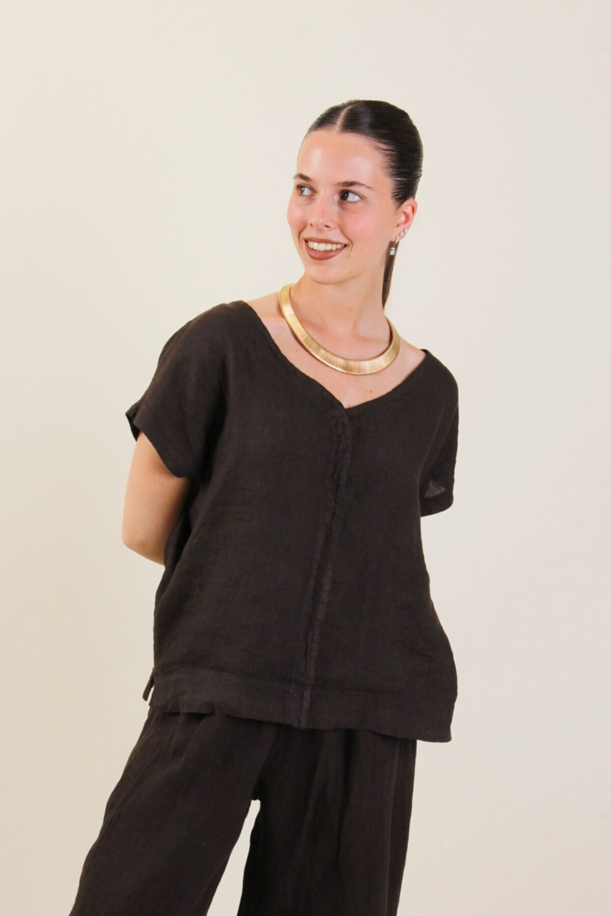 CAMICIA A MANICHE CORTE IN LINO