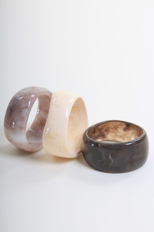 BRACCIALE ALTO RIGIDO IN RESINA EFFETTO MARMORIZZATO