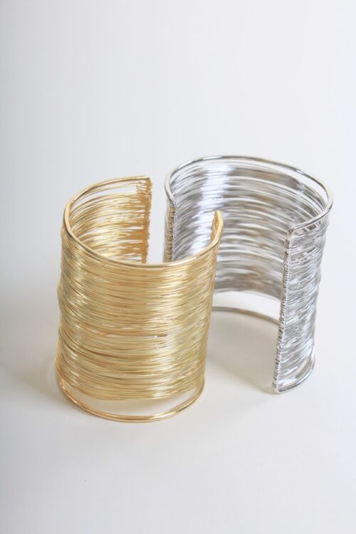 Alternative view of BRACCIALE RIGIDO MAXI A FILI DORATI