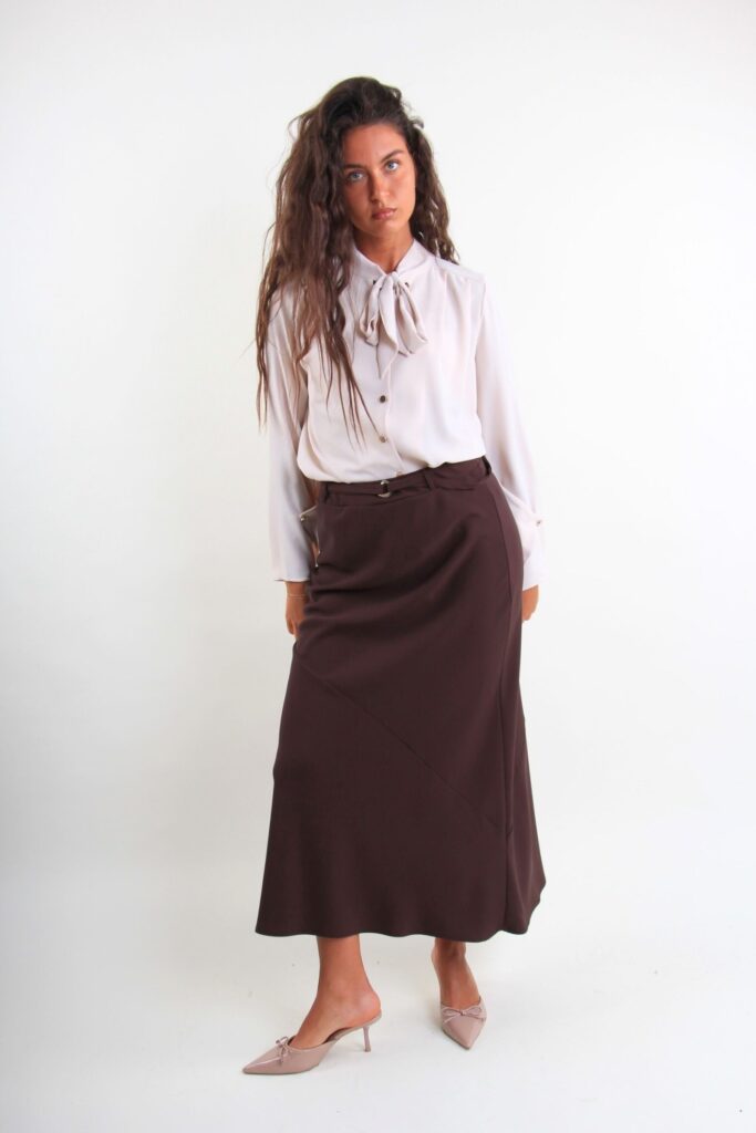 MIDI SKIRT IN FLUID FABRIC 
