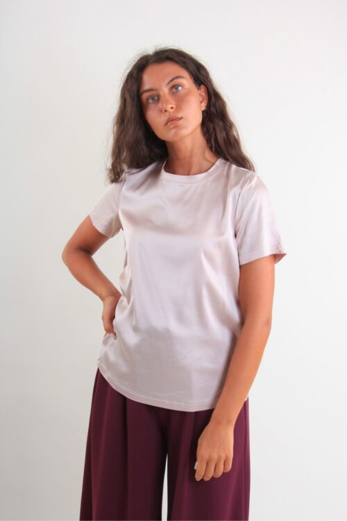 MAGLIA A MANICHE CORTE SATIN