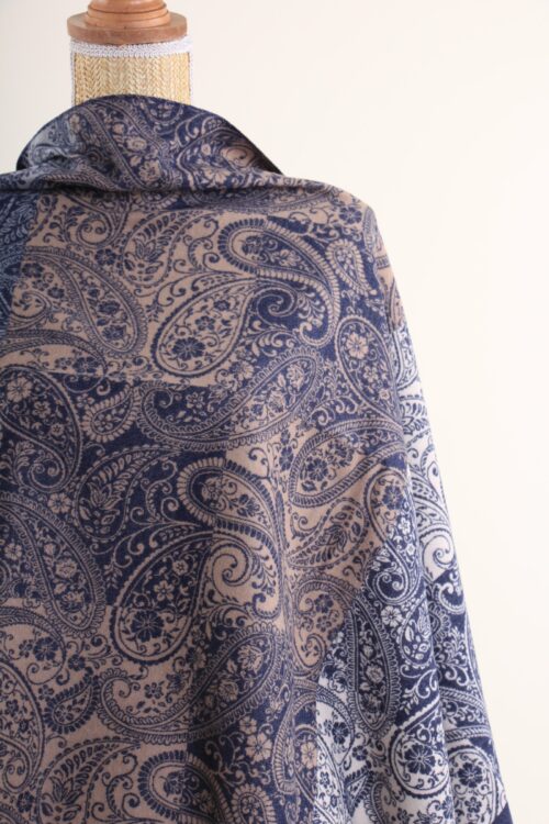 Alternative view of STOLA CON MOTIVO PAISLEY