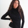 MAGLIA A MANICHE LUNGHE ADERENTE CON DRAPPEGGIO - Black, TU