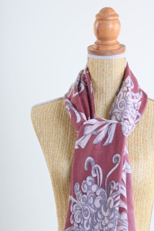 Alternative view of SCIARPA FANTASIA IN STILE BAROCCO