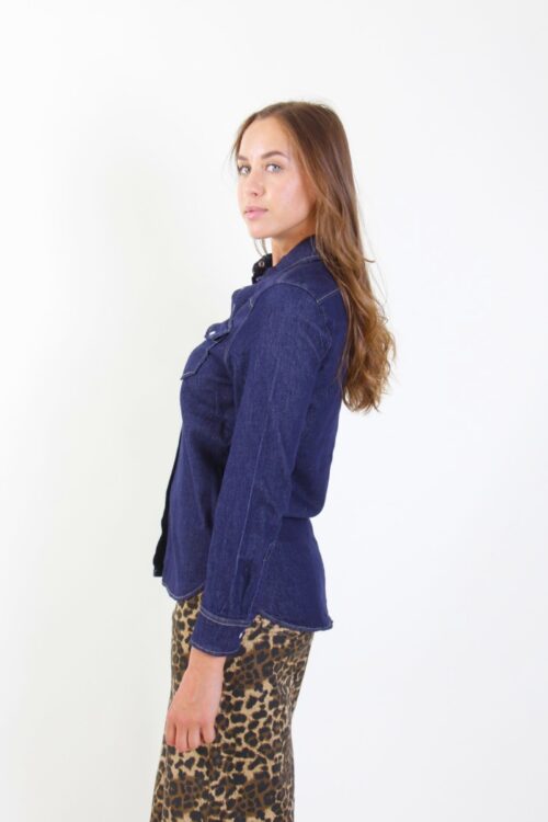 Alternative view of CAMICIA IN DENIM CON TASCHE