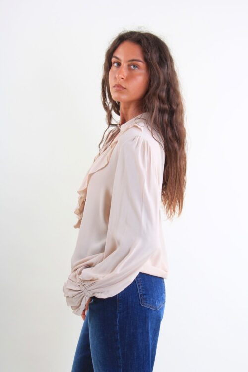 Alternative view of BLUSA IN VISCOSA CON VOLANT E FIOCCO