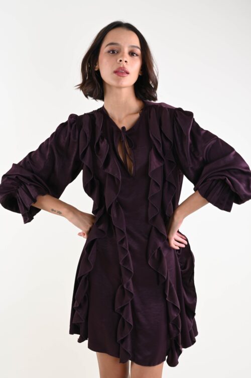 ABITO IN RASO CON VOLANT