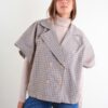 TRENCH CROP SENZA MANICHE CON MOTIVO A QUADRI - Beige, TU