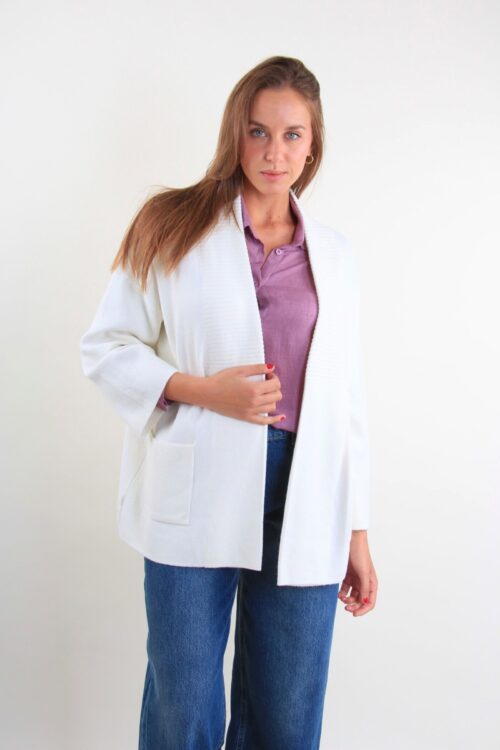 CARDIGAN CON SCOLLO LAVORATO A COSTINE