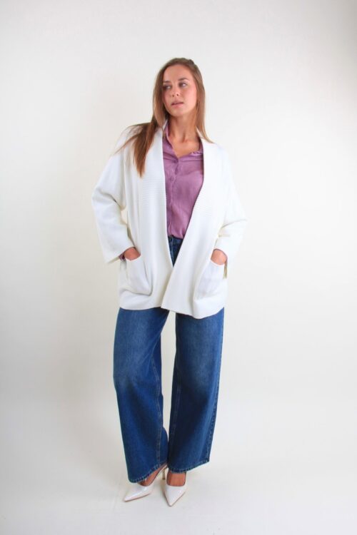 Alternative view of CARDIGAN CON SCOLLO LAVORATO A COSTINE