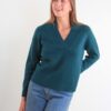 MAGLIONE CON SCOLLO A V E FINITURE A COSTE - Verde, TU