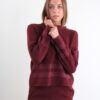 MAGLIA CON RIGHE DI LUREX SUL FONDO - Bordeaux, TU