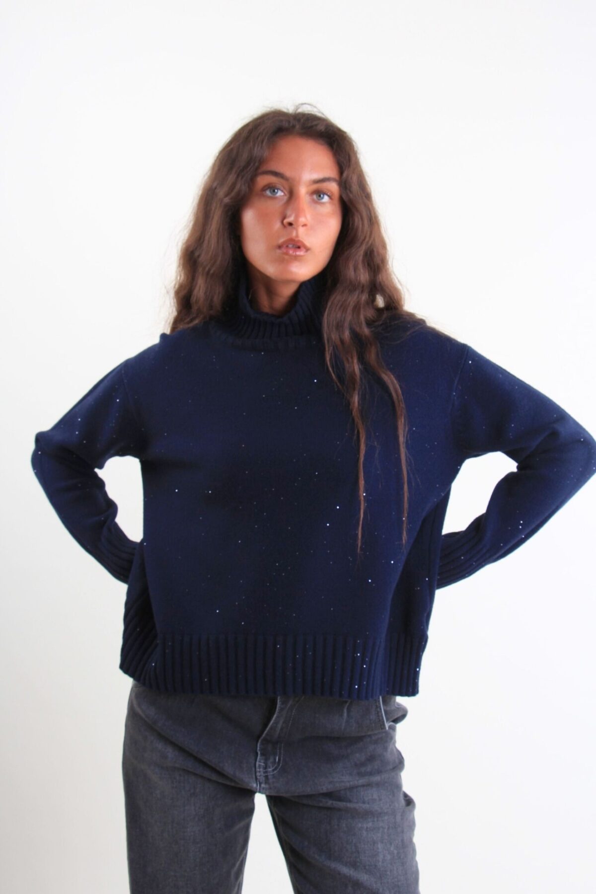 DOLCEVITA IN MAGLIA CON MICROPAILLETTES