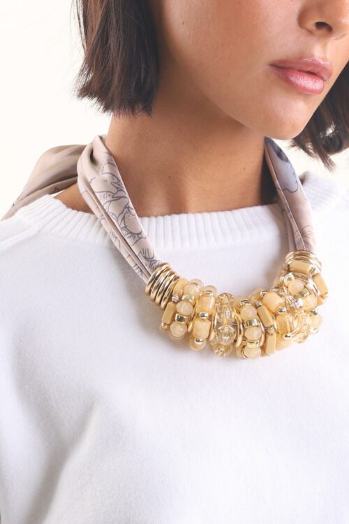 COLLANA FOULARD CON PERLINE E PIETRE