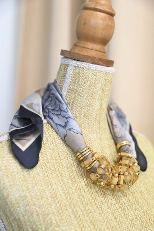 Alternative view of COLLANA FOULARD CON PERLINE E PIETRE