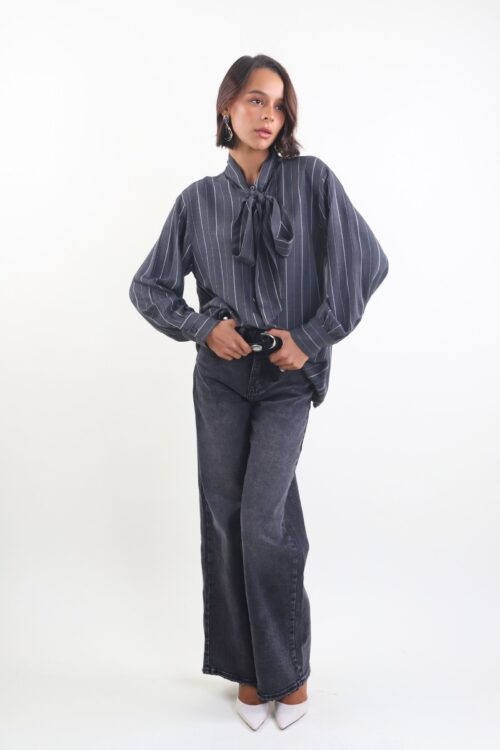 Alternative view of CAMICIA A RIGHE CON FIOCCO