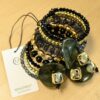 BRACCIALE ELASTICO CON PERLE E DETTAGLI ORO - Verde, TU