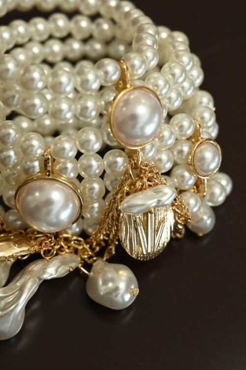 Alternative view of BRACCIALE DI PERLE