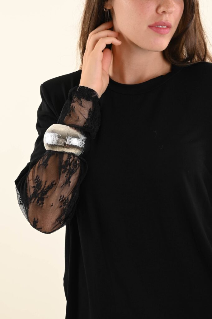 BRACCIALE RIGIDO MAXI CON SUPERFICIE LAVORATA A RILIEVO 