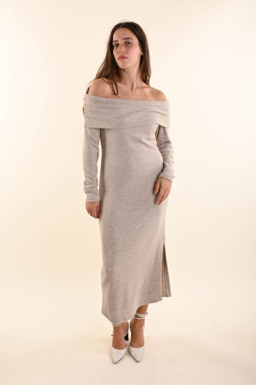 ABITO IN MAGLIA CON SCOLLO ALLA BARDOT