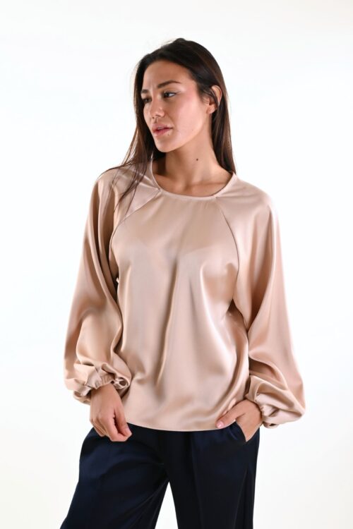 BLUSA SATIN CON MANICHE A PALLONCINO