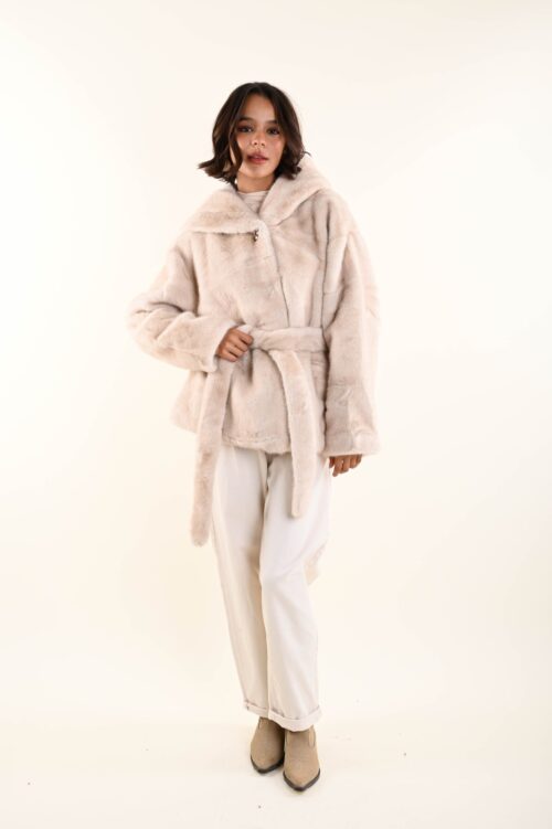 Alternative view of GIACCA IN ECOPELLICCIA CON CINTURA E BOTTONE GIOIELLO