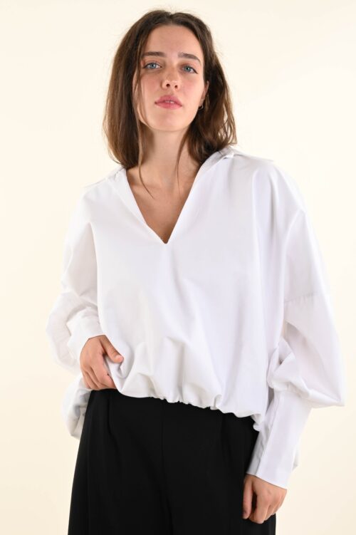 BLUSA SCOLLO A V ASIMMETRICA CON ORLO ELASTICIZZATO