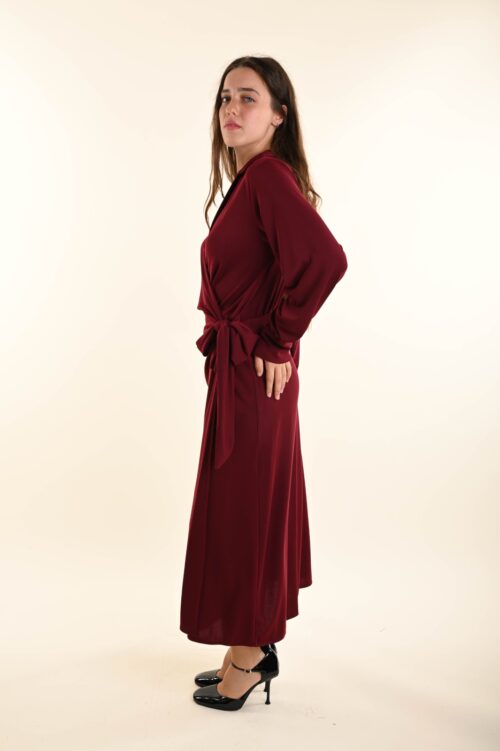 Alternative view of ABITO LUNGO CON FIOCCO