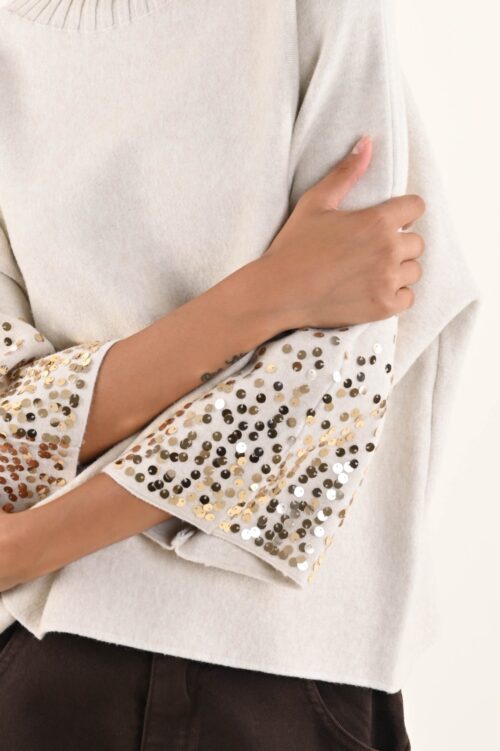 Alternative view of MAGLIA CON MANICHE DECORATE DA PAILLETTES