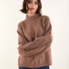 MAGLIONE CON COLLO LAVORATO A COSTE - Moka, TU