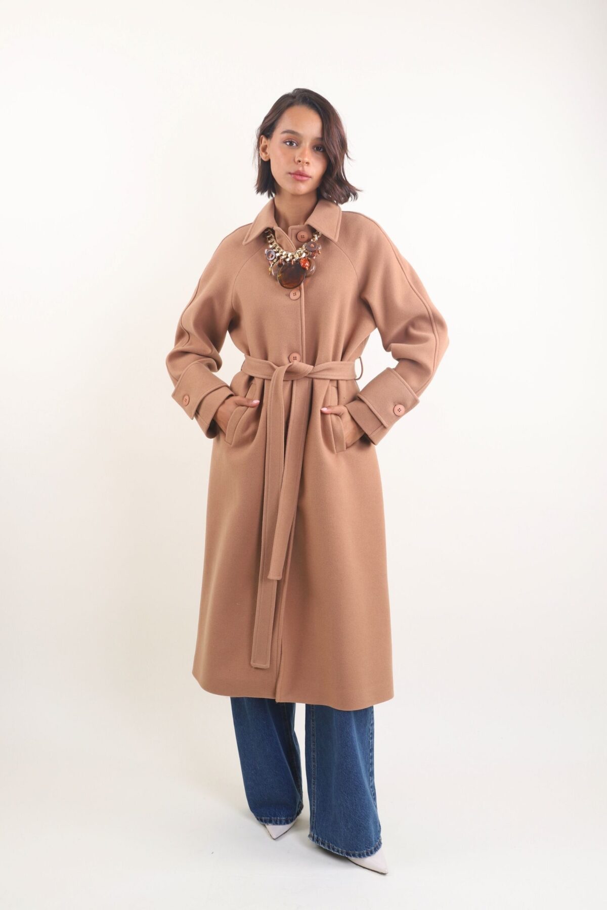 CAPPOTTO CON COLLETTO E CINTURA IN MISTO LANA