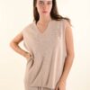 MAGLIA SENZA MANICHE CON SCOLLO A V E MICROPAILLETTER - Beige, TU