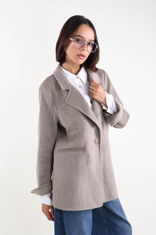 Alternative view of GIACCA IN LANA MONOPETTO