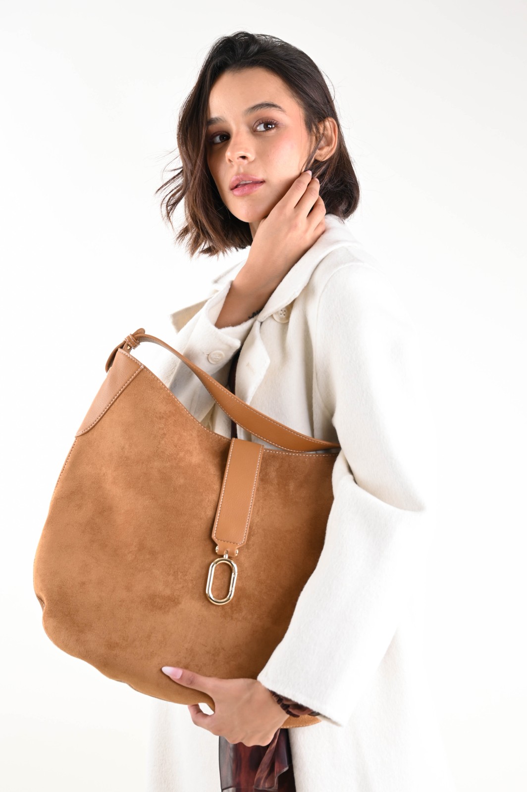 BORSA HOBO IN SUEDE CON DETTAGLIO METALLICO