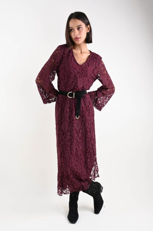 Alternative view of ABITO LUNGO IN PIZZO CON SCOLLO A V