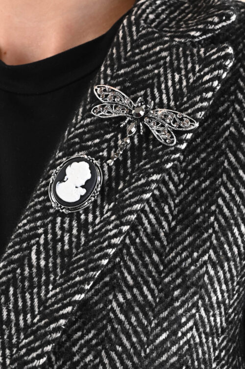 Alternative view of BLAZER TESSUTO A SPINA DI PESCE CON SPILLA