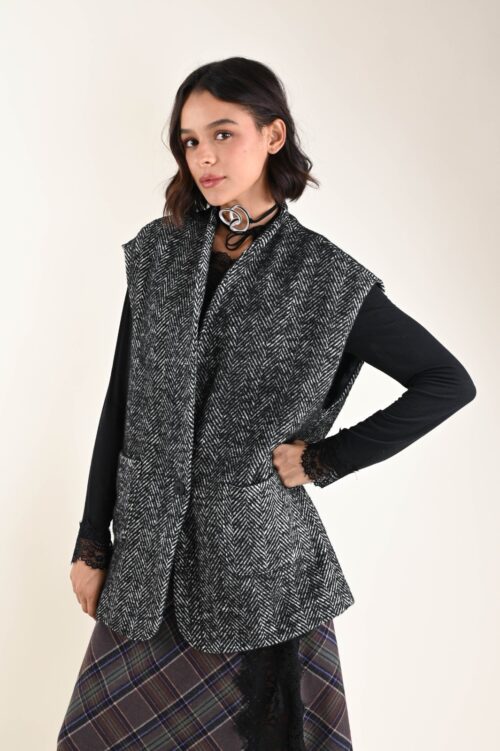 Alternative view of GILET IN TESSUTO A SPINA DI PESCE