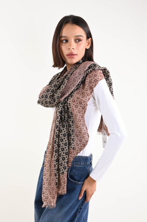 Alternative view of SCIARPA FANTASIA STELLE E FOGLIE IN LANA