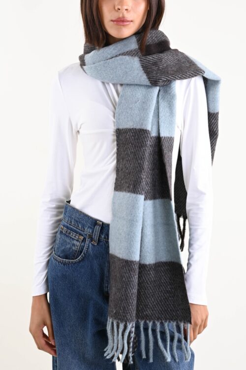 Alternative view of SCIARPA A QUADRI IN MISTO MERINO