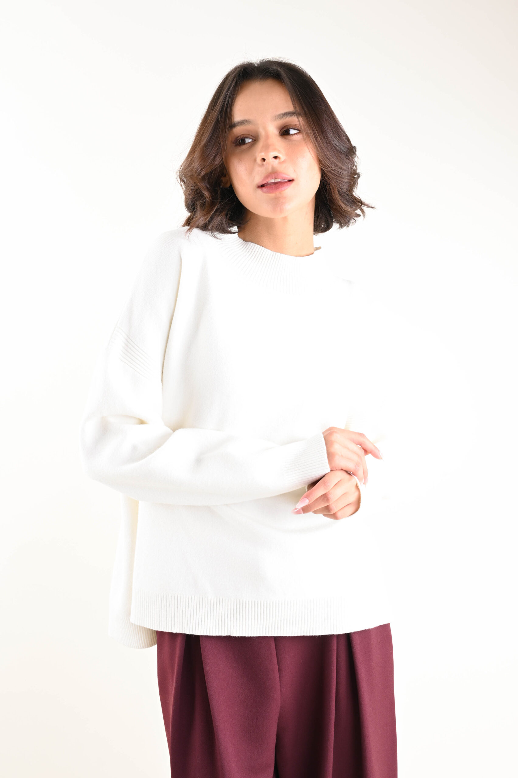 M25406-90_PANNA MAGLIA CON CUCITURA STRUTTURATA SULLA SPALLA - TU