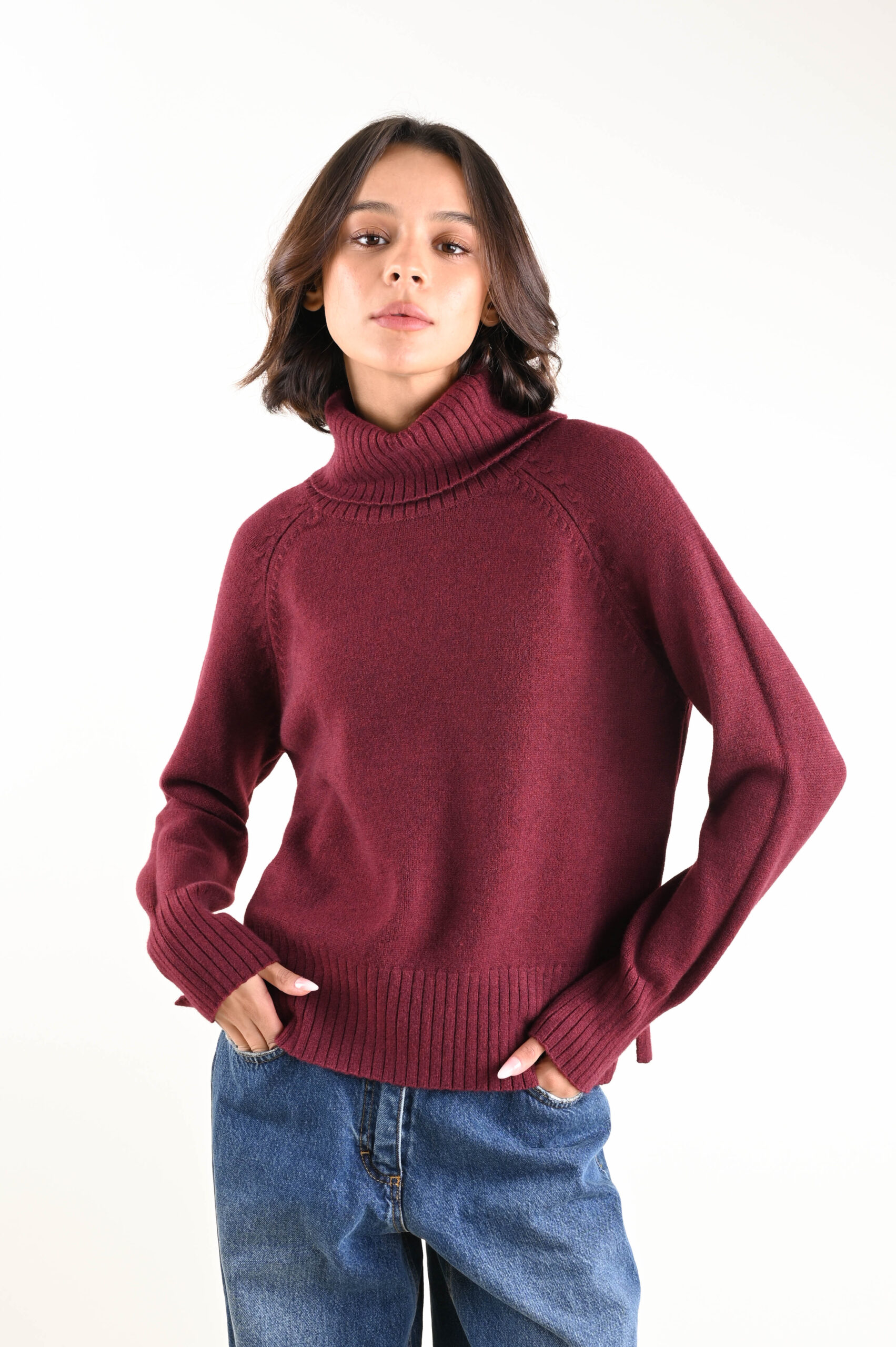 M9560-90_BORDEAUX MAGLIA CON COLLO A COSTINE - TU