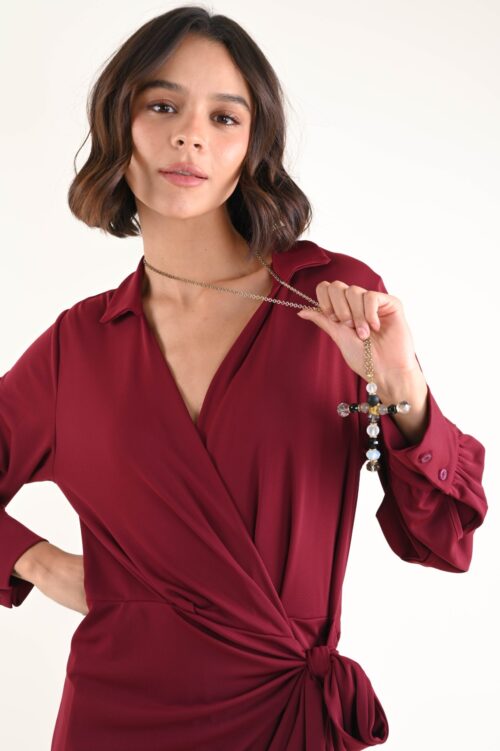 Alternative view of COLLANA CON CIONDOLO A CROCE IN PERLE E CRISTALLI