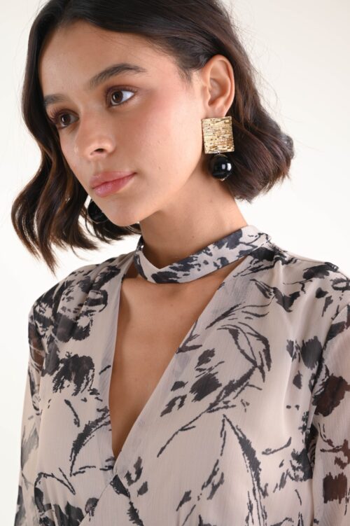 ORECCHINI GEOMETRICI CON PENDENTE SFERA MAXI