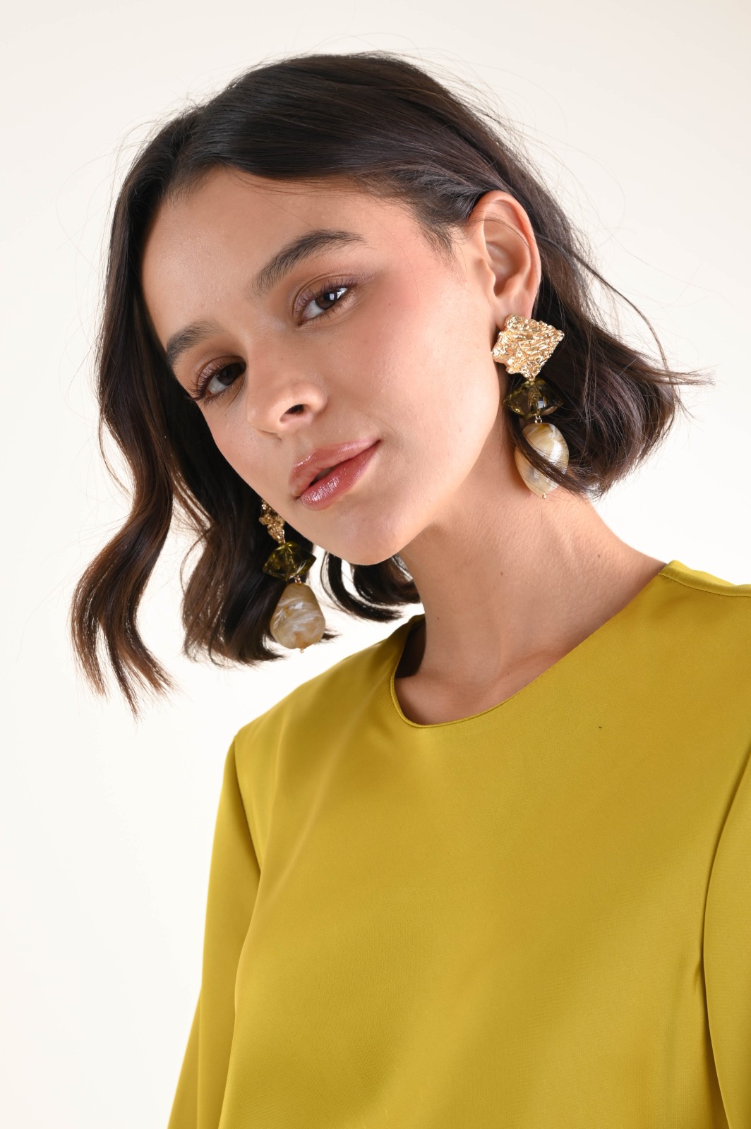 ORECCHINI SCENOGRAFICI MULTIELEMENTO CON BASE MARTELLATA - Image 2