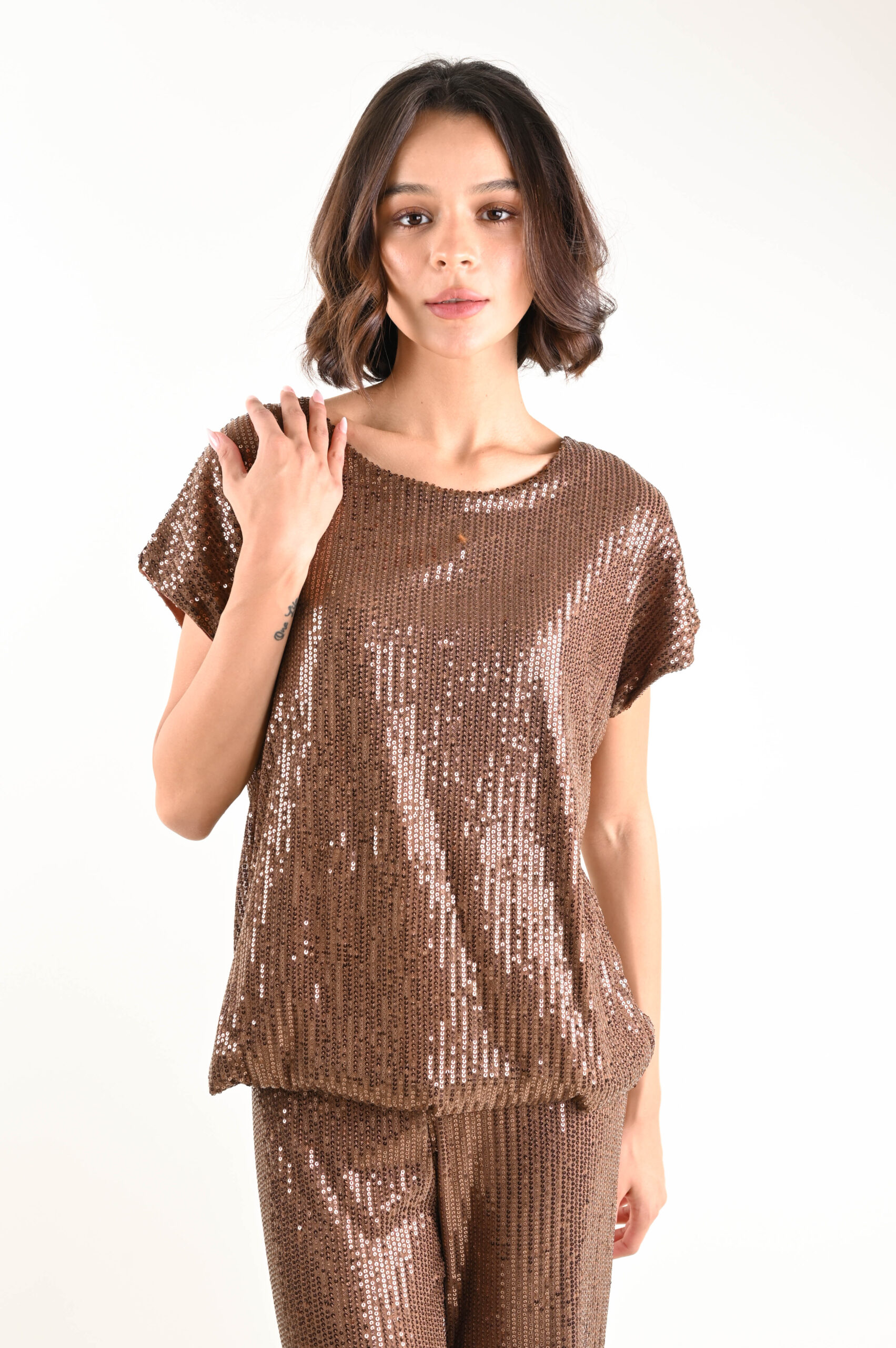 DSC_2561 MAGLIA DI PAILLETTES - Αράζω, TU