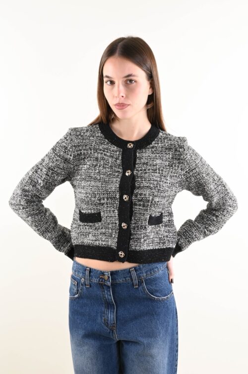CARDIGAN CORTO STILE TWEED CON BOTTONI DECORATIVI