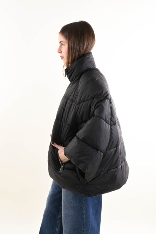 Alternative view of PIUMINO OVER IMBOTTITO A COLLO ALTO