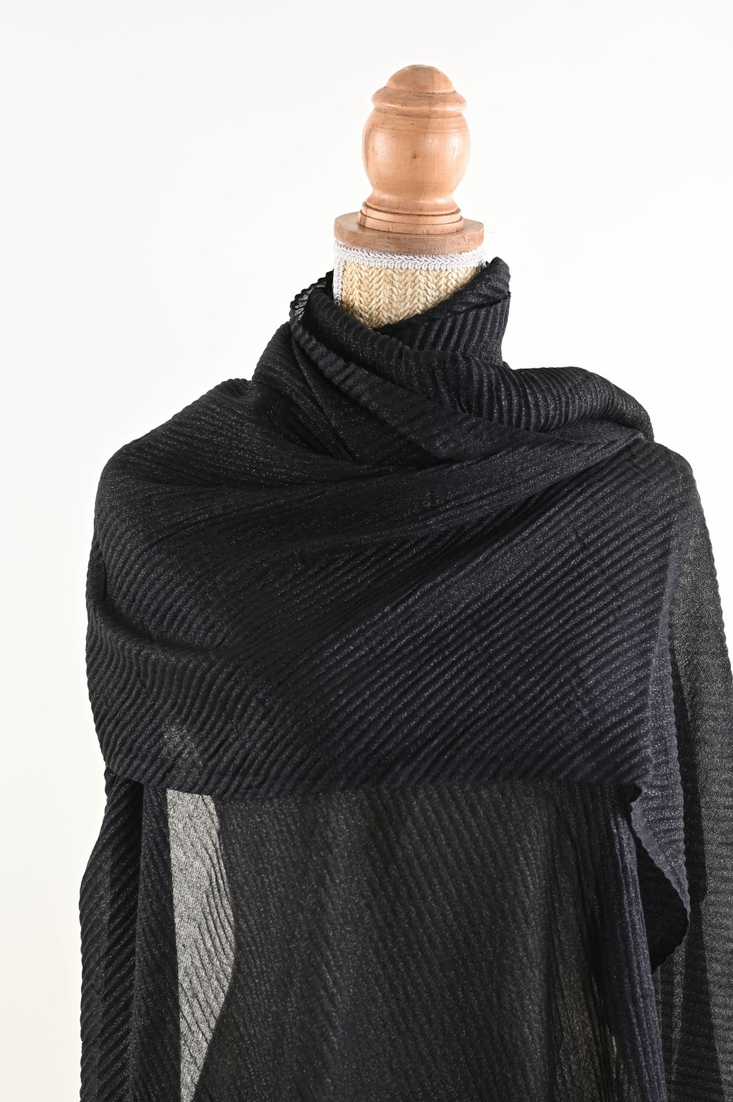 KYF6044-90_NERO SCIARPA CON DETTAGLI LUMINOSI - Black, TU