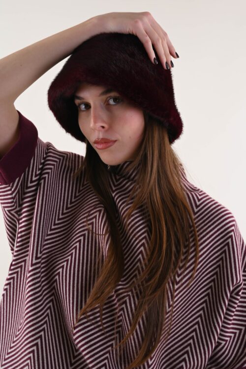 CAPPELLOCAPPELLO IN ECOPELLICCIA MORBIDA