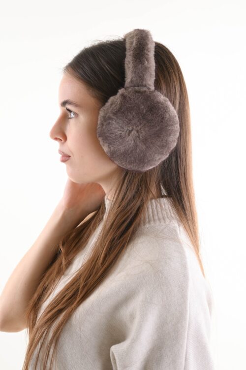 Alternative view of PARAORECCHIE EFFETTO PELLICCIA